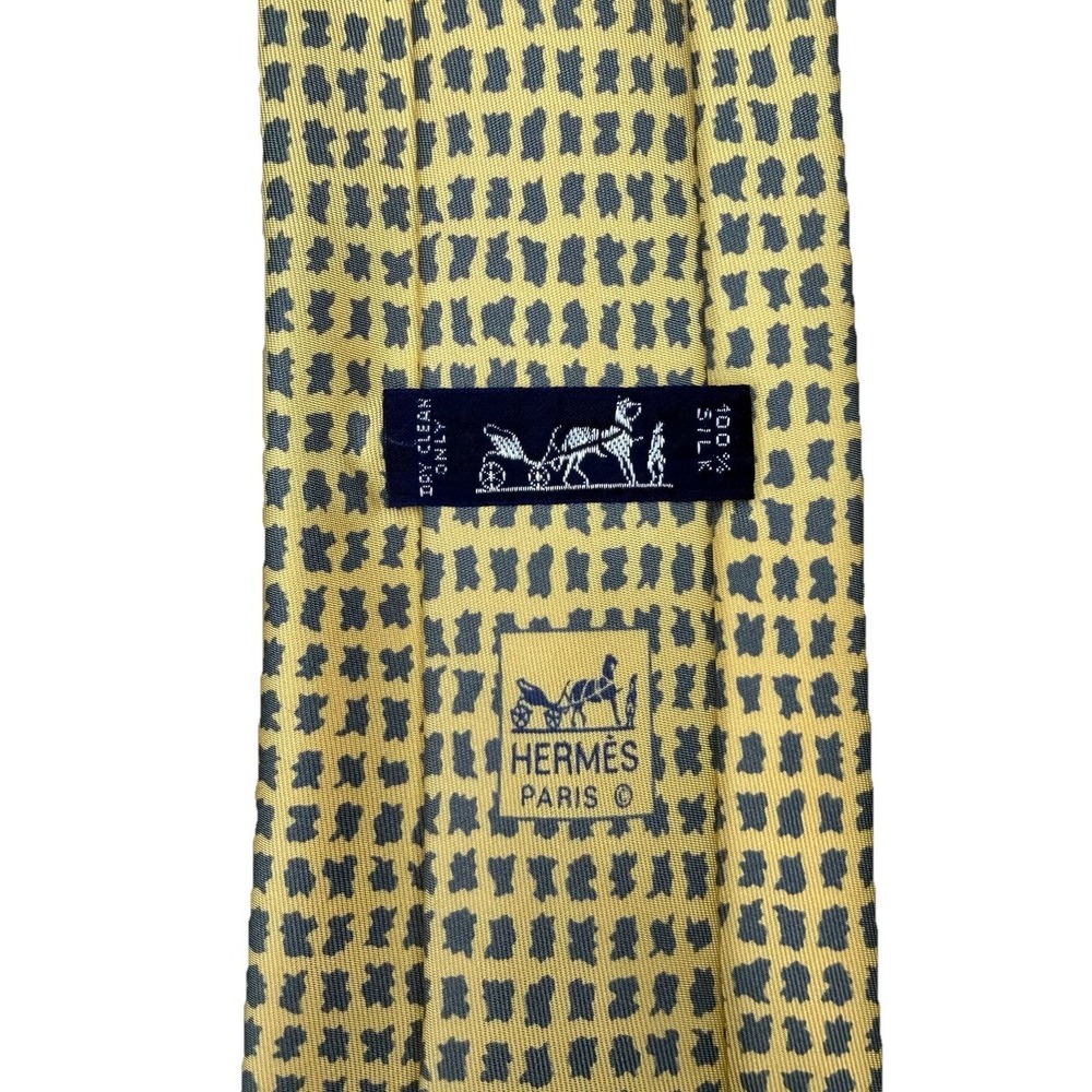 Hermes Mens Tie Geometric Yellow/Gray Satin Silk 5058 PA 3.75" (W) x 63" (L) euc